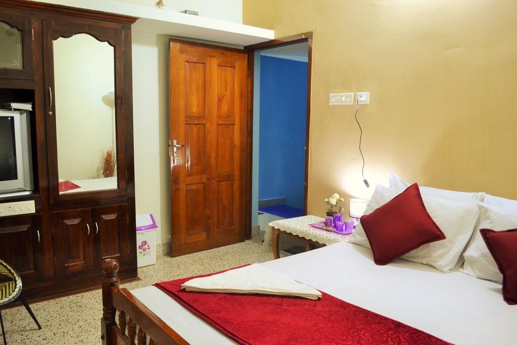Thoms Beach Homestay Alappuzha Phòng bức ảnh