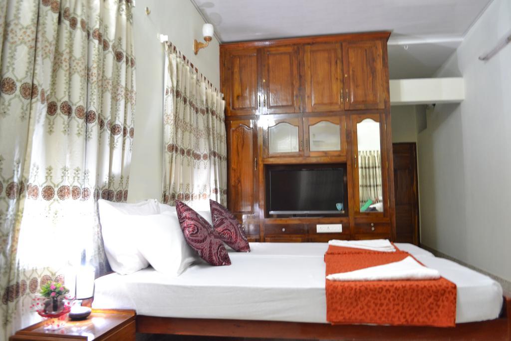 Thoms Beach Homestay Alappuzha Ngoại thất bức ảnh