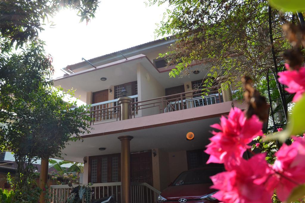 Thoms Beach Homestay Alappuzha Ngoại thất bức ảnh