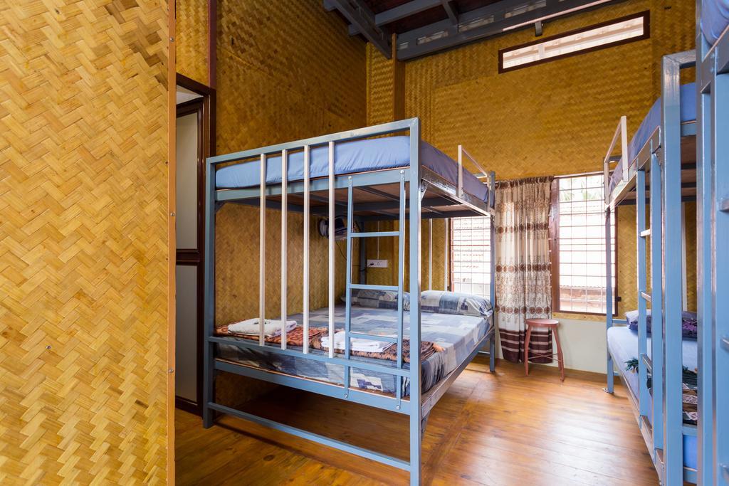 Thoms Beach Homestay Alappuzha Ngoại thất bức ảnh