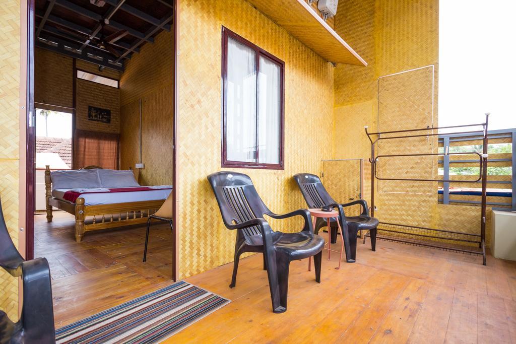 Thoms Beach Homestay Alappuzha Ngoại thất bức ảnh
